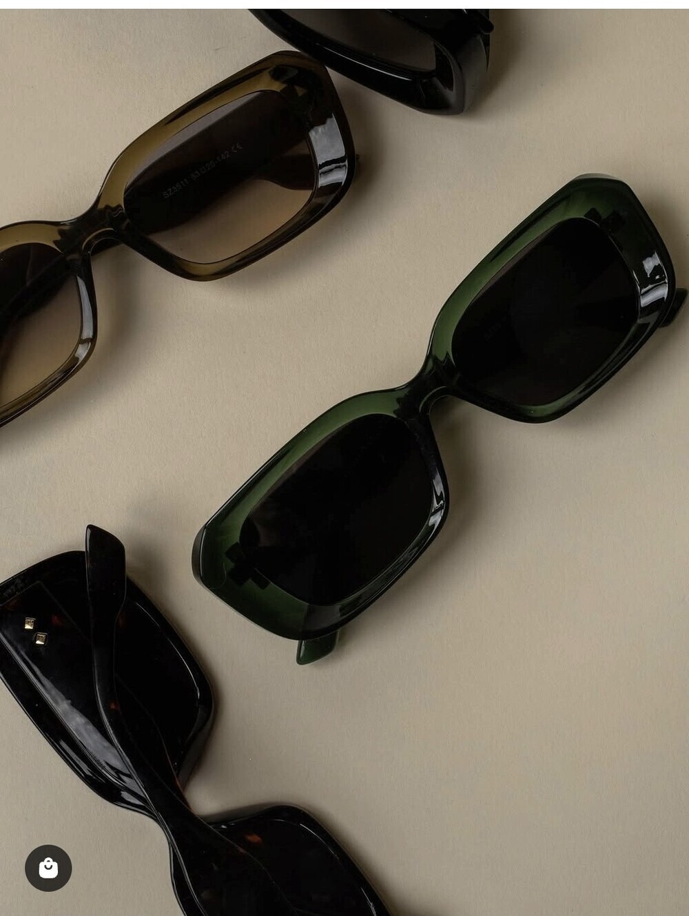 Classic Rectangular Women's Sunglasses – Dark Green Frame